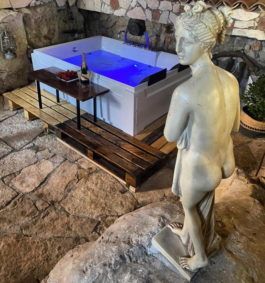 Le Capanne Di Villa Margherita Sonnino Extérieur photo