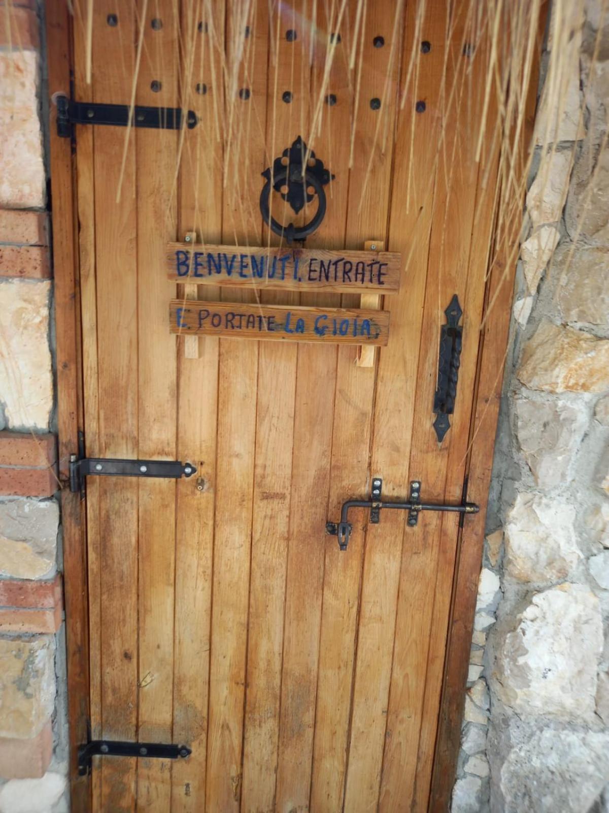 Le Capanne Di Villa Margherita Sonnino Chambre photo
