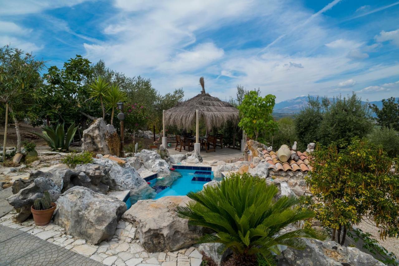 Le Capanne Di Villa Margherita Sonnino Extérieur photo